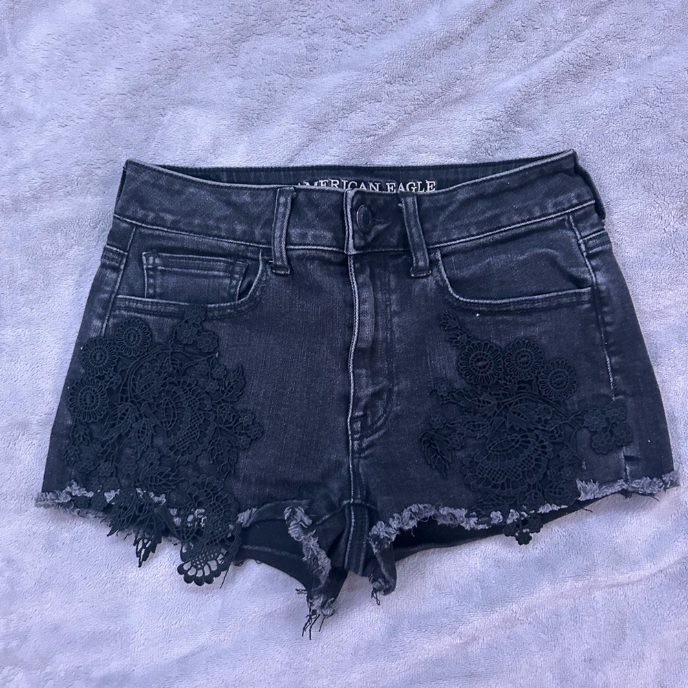 American Eagle Super Super Stretch X denim Black shorts with lacey design
